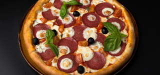 <b>Пицца «Салями» – 485 ₽</b> <em>(570 г.)</em>