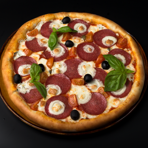 <b>Пицца «Салями» – 595 ₽</b> <em>(570 г.)</em>